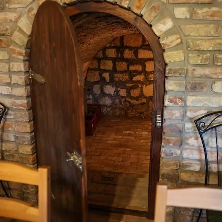 Muflon Jakuzzis Vendeghaz Apartment *