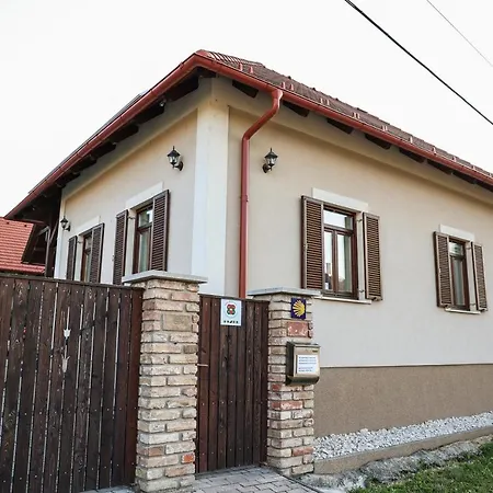 Apartment Muflon Jakuzzis Vendeghaz